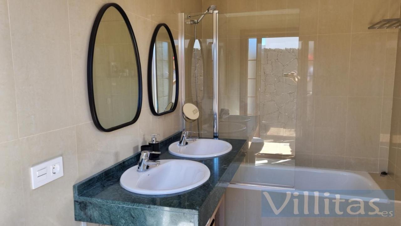 Villa Tegala By Villitas Playa Blanca  Bagian luar foto